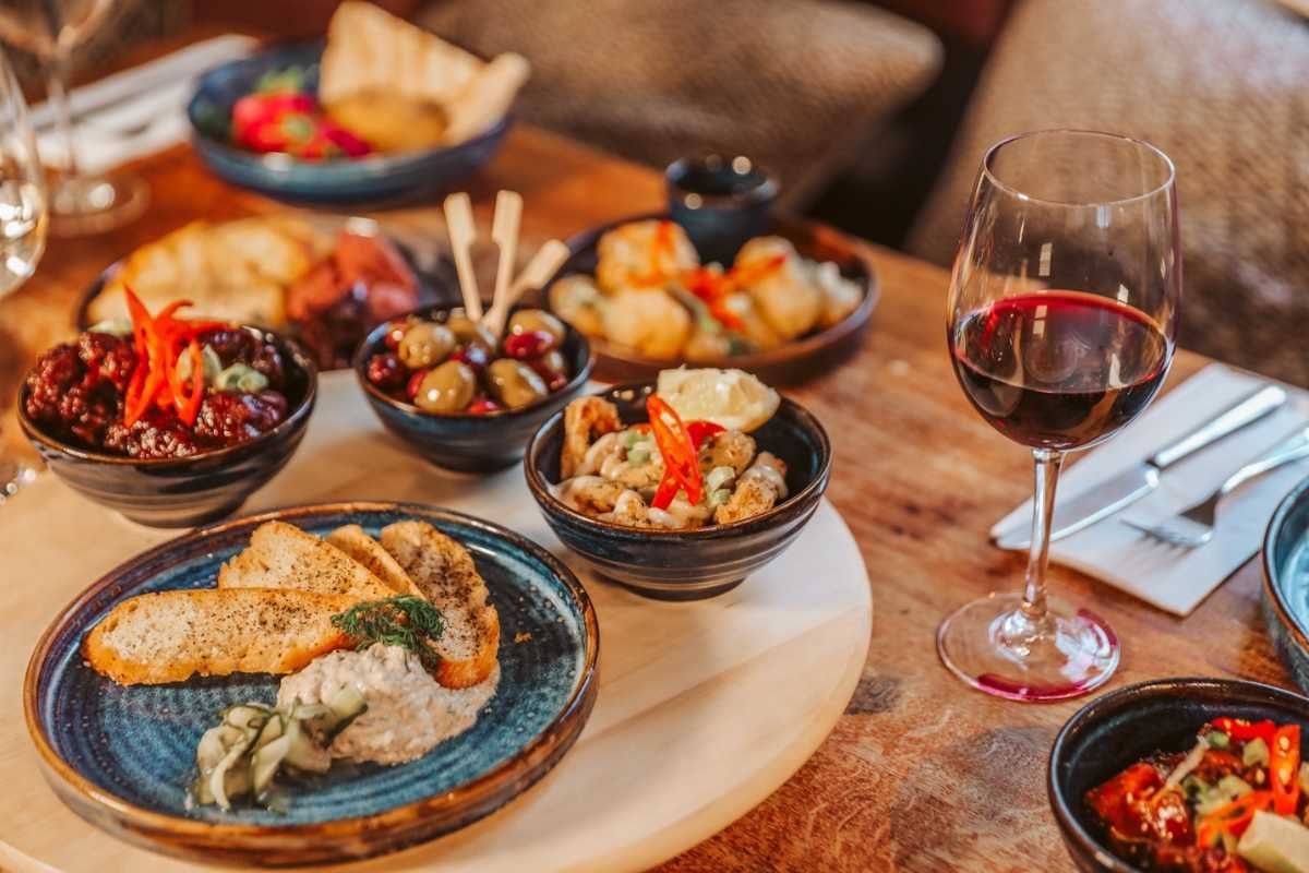 5 tapas dishes from our classics section for £24